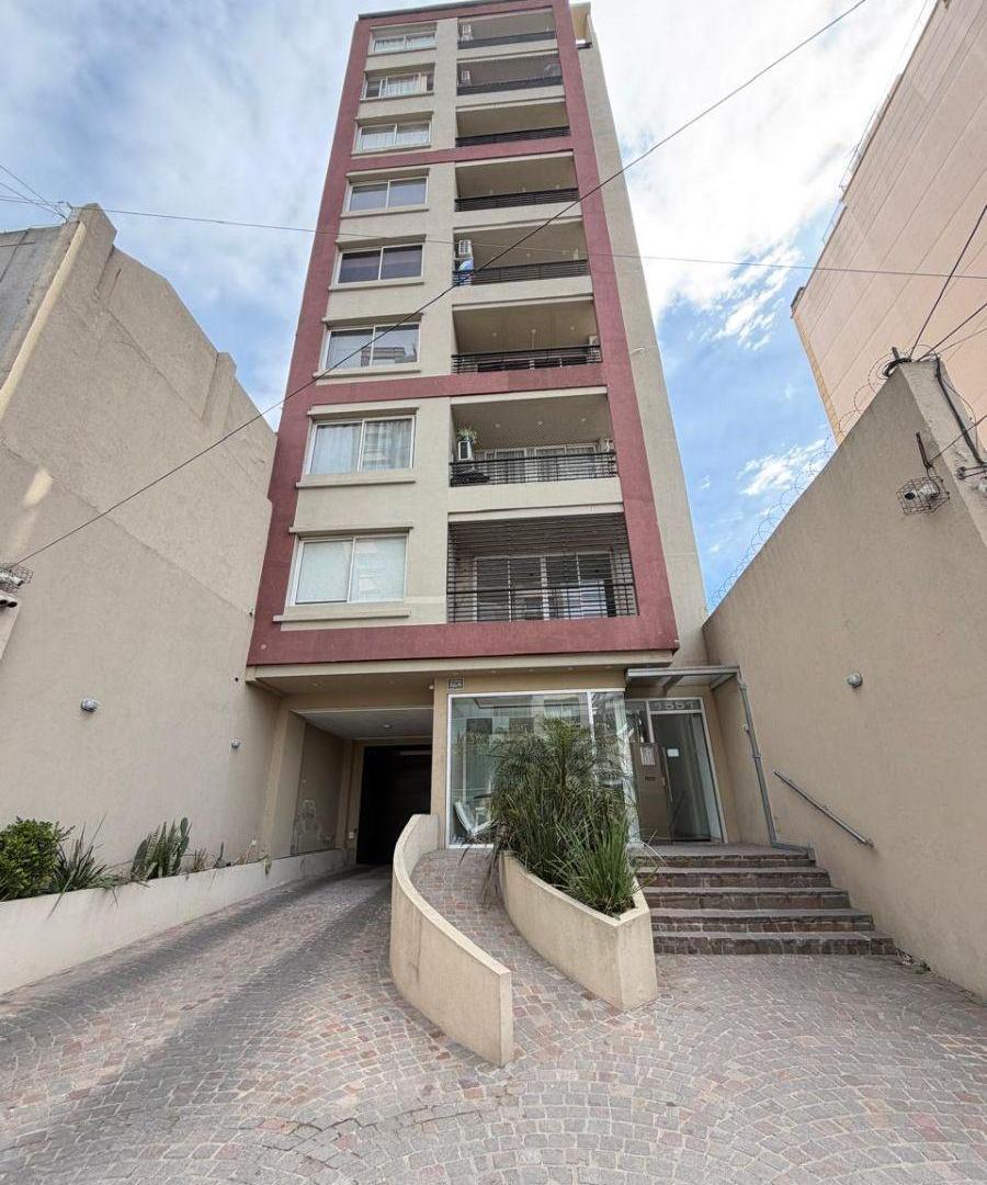 Foto de ALQUILER DEPARTAMENTO 3 AMBIENTES C/COCHERA - LANUS ESTE, imagen 5