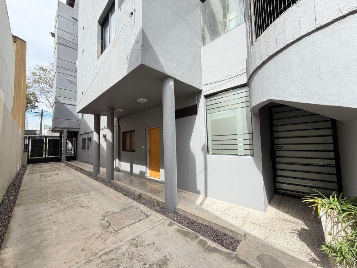 Foto de ALQUILER DEPARTAMENTO DUPLEX 3 AMBIENTES - LANUS OESTE, imagen 5