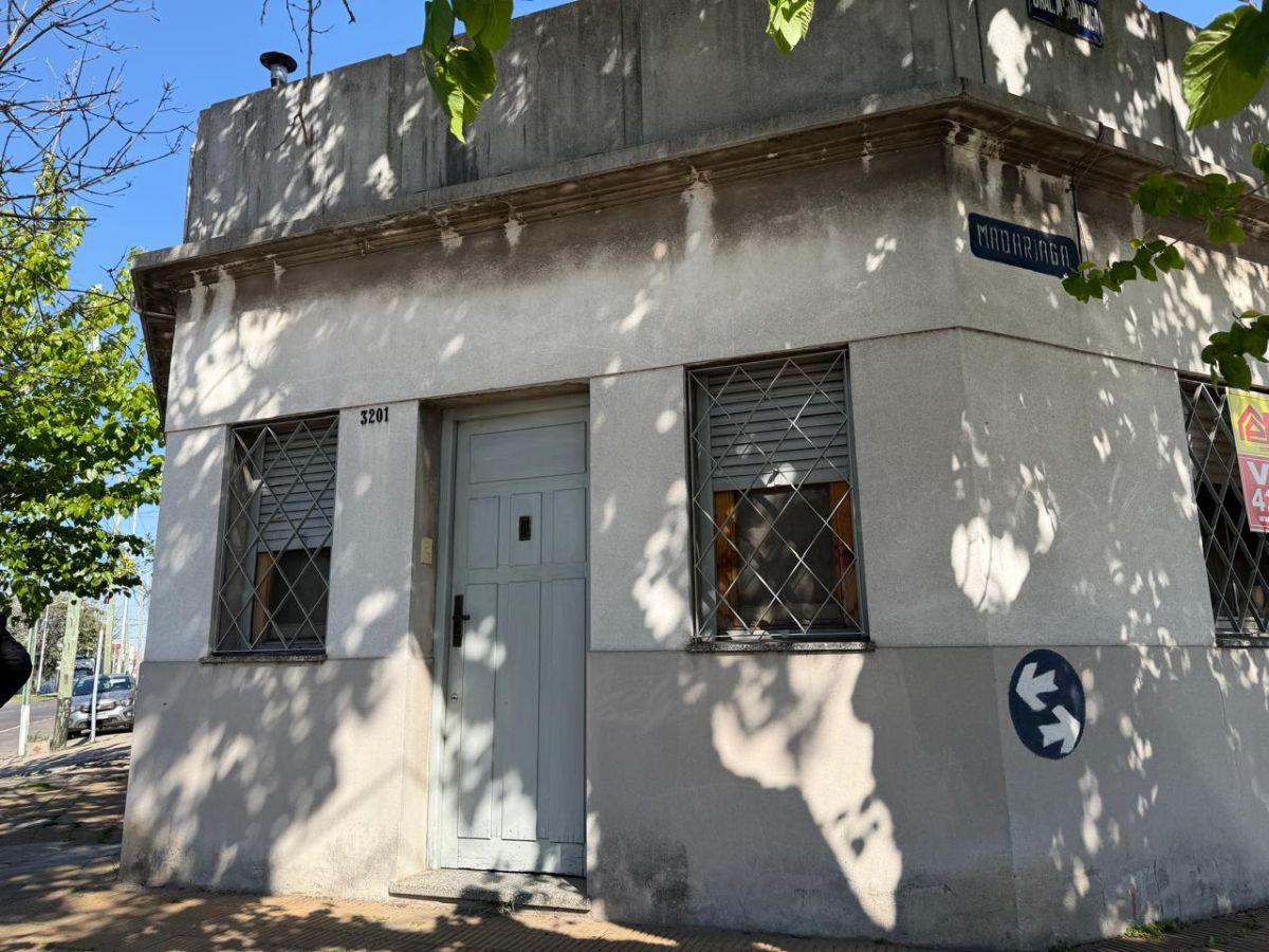 Foto de VENTA PH 3 AMBIENTES - SARANDI AVELLANEDA OPORTUNIDAD, imagen 2