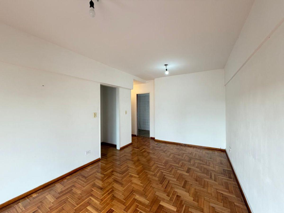 Foto de ALQUILER DEPARTAMENTO 2 AMBIENTES - LANUS OESTE, imagen 4