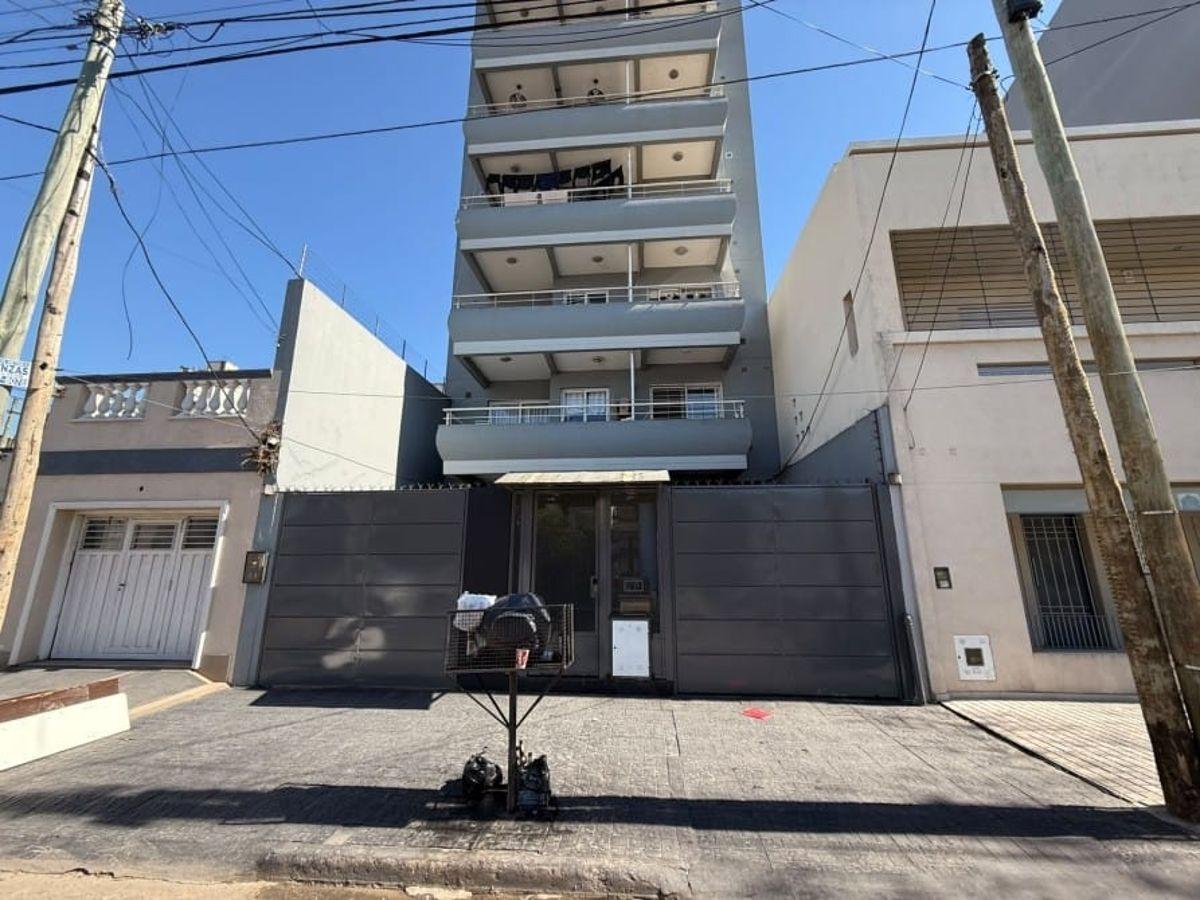 VENTA DEPARTAMENTO 2 AMBIENTES , LANUS ESTE APTO CREDITO