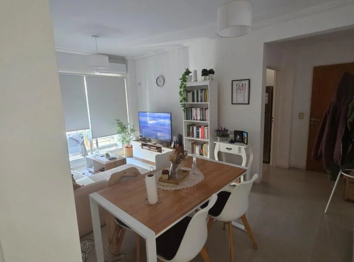 Villa Urquiza | 2 ambientes con balcón, piso alto, contrafrente, muy luminoso 3