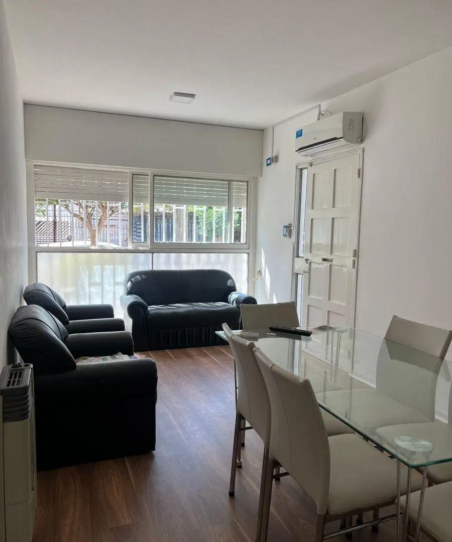Alquilo departamento 2 dor PB con pileta y cochera-Barrio Cerro de las Rosas 4