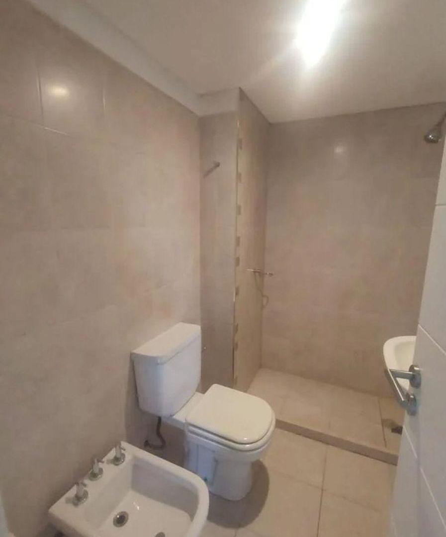 DEPARTAMENTO DE 3 DORMITORIOS EN VENTA EN ALTOS VILLASOL CON COCHERA