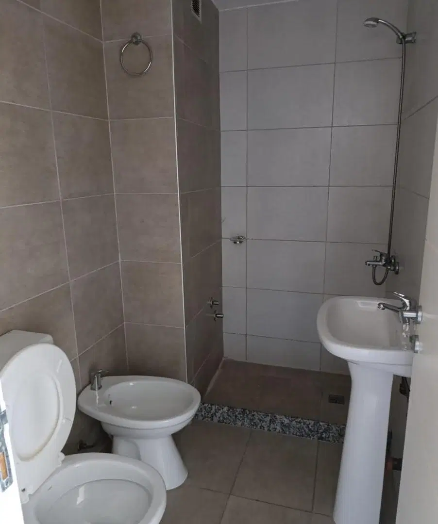 Departamento 2 dormitorios con balcon en barrio General Paz 8