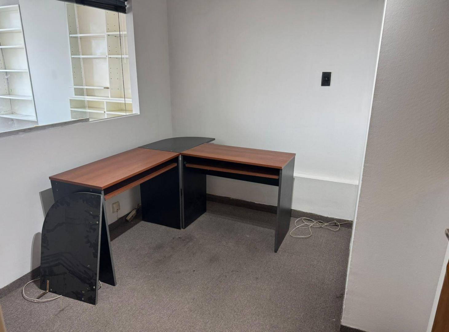 Foto de Oficina en venta con 2 box privados y recepción, imagen 4