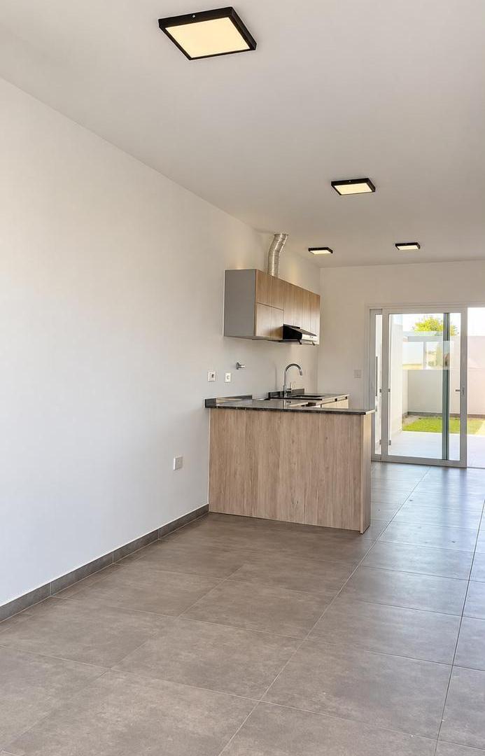 Foto de Casa 2 dormitorios a Estrenar en una planta en DOCTA, imagen 2