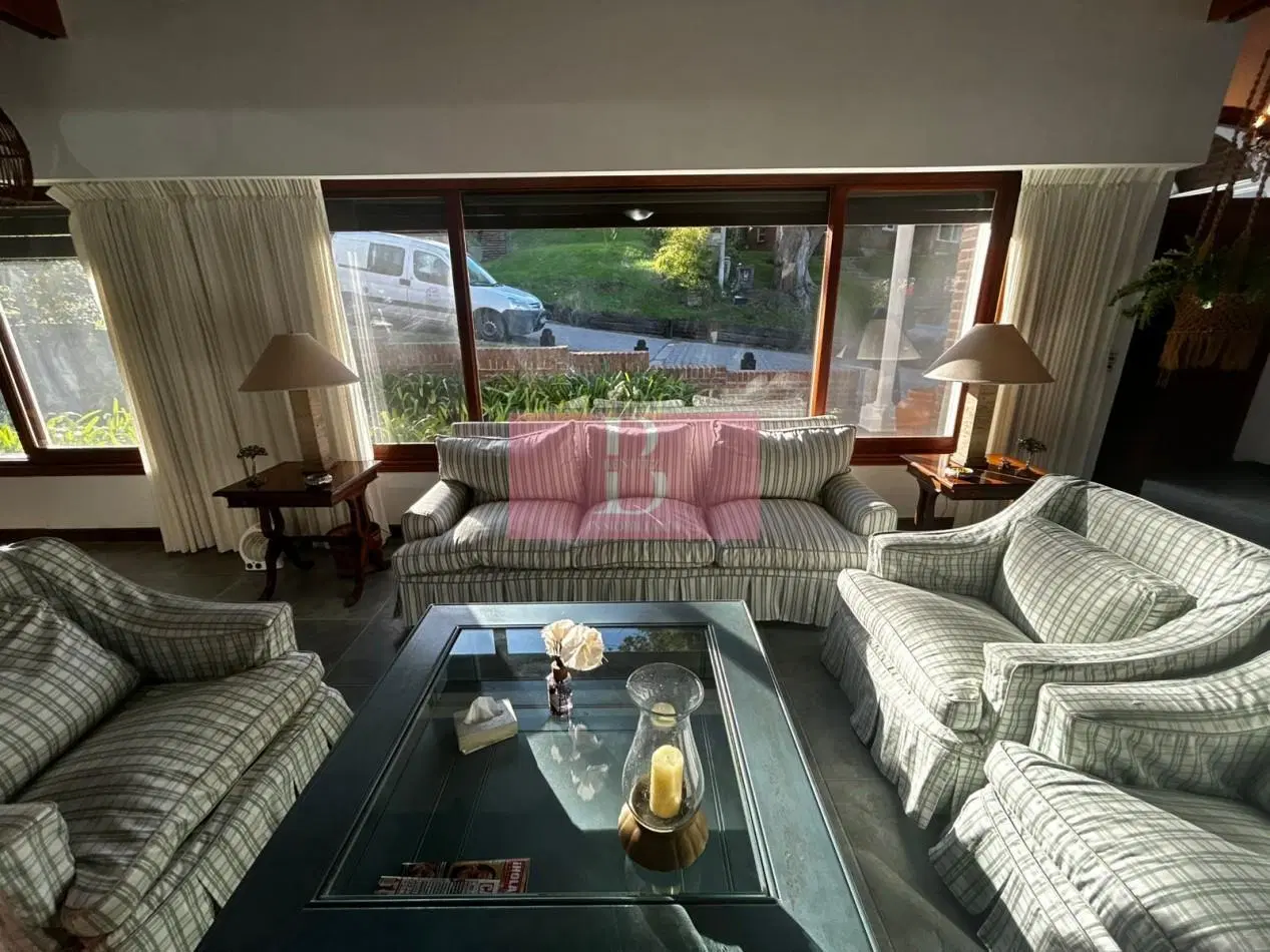 CASA EN VENTA EN LA MEJOR ZONA DE PINAMAR - OPORTUNIDAD 2
