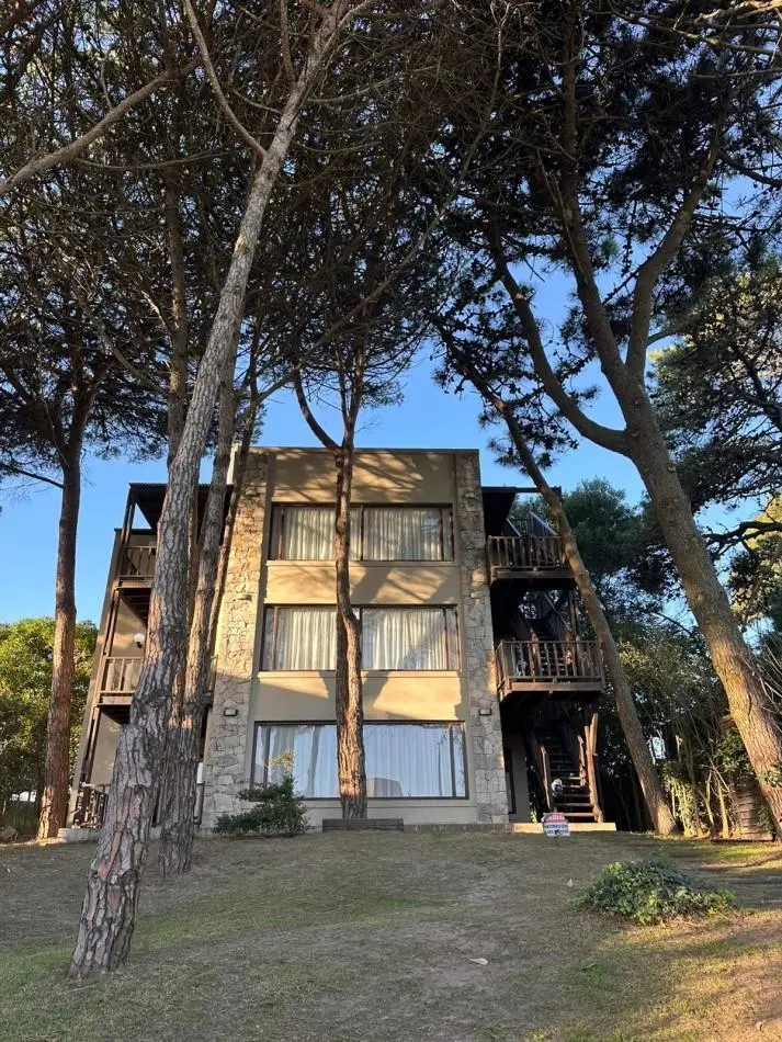 Complejo de Departamentos EN VENTA 4