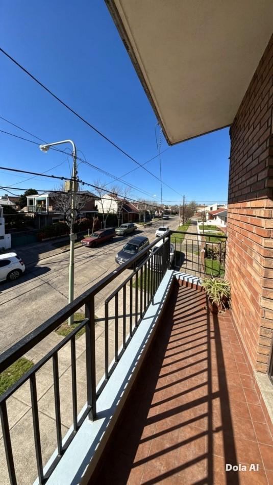 Foto de CASA EN VENTA EN CAMPANA A METROS DE AV MITRE, imagen 2