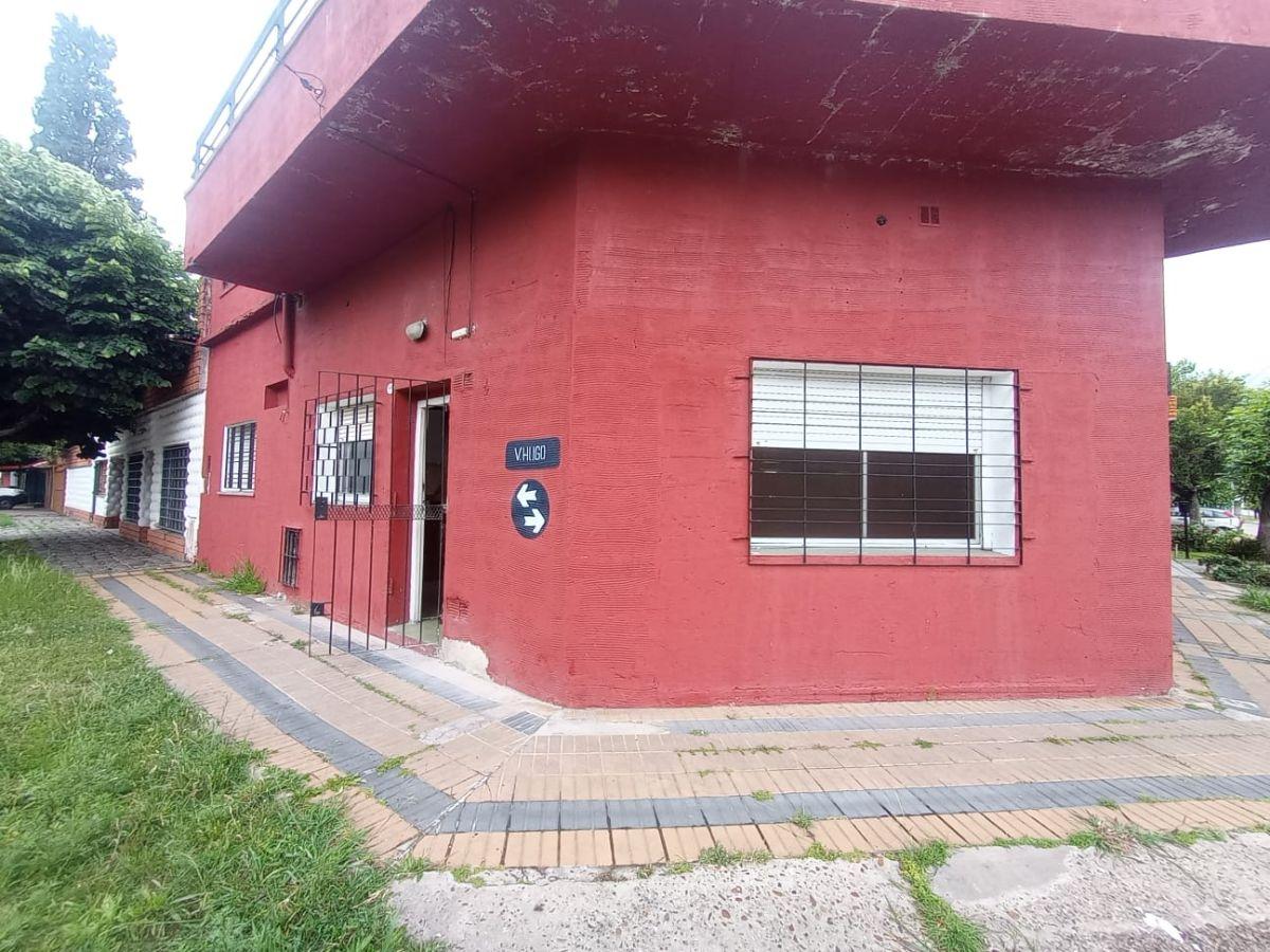 ALQUILO CASA 2 AMB AL FRENTE EN WILDE