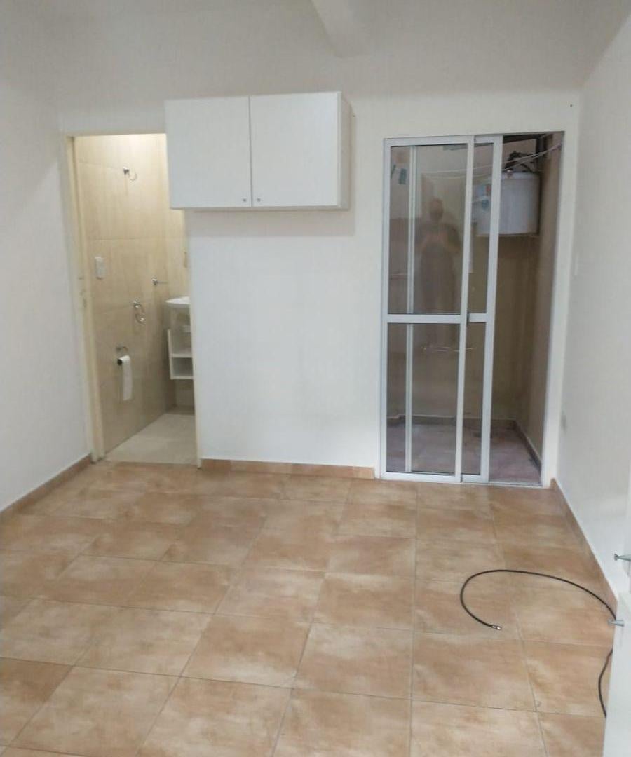 ALQUILO MONOAMBIENTE INTERNO EN WILDE