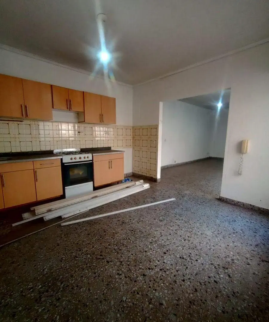 VENDO DEPARTAMENTO 3 AMB SOBRE AVENIDA ONSARI. 5