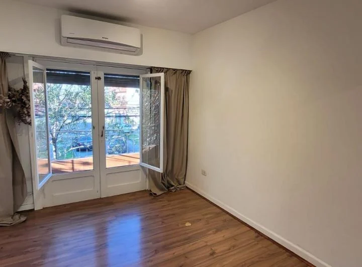 Excelente PH en Alquiler de 4 ambientes en la mejor zona de Villa Adelina! 3