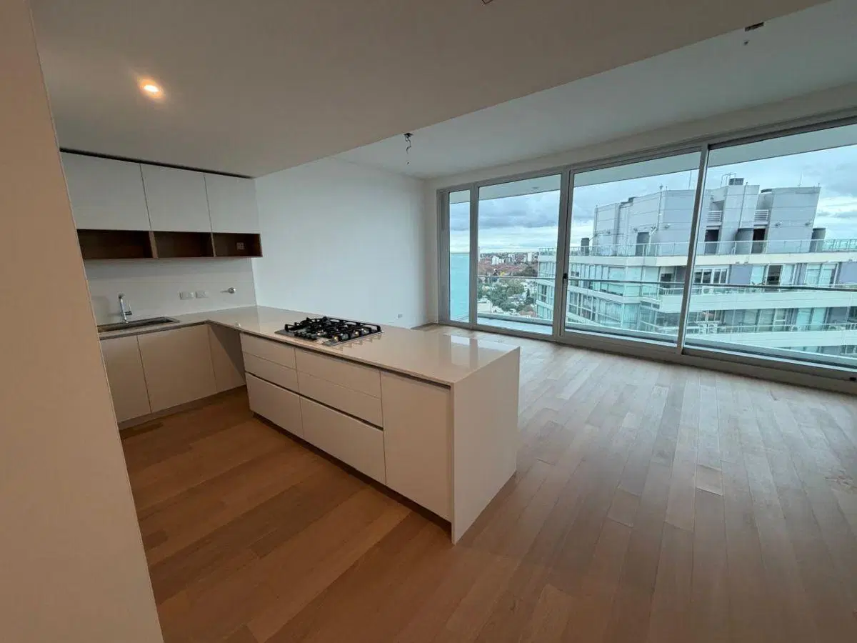 Penthouse de 4 ambientes en Infinity Towers con 2 dormitorios con terraza propia con vistas al Río 1