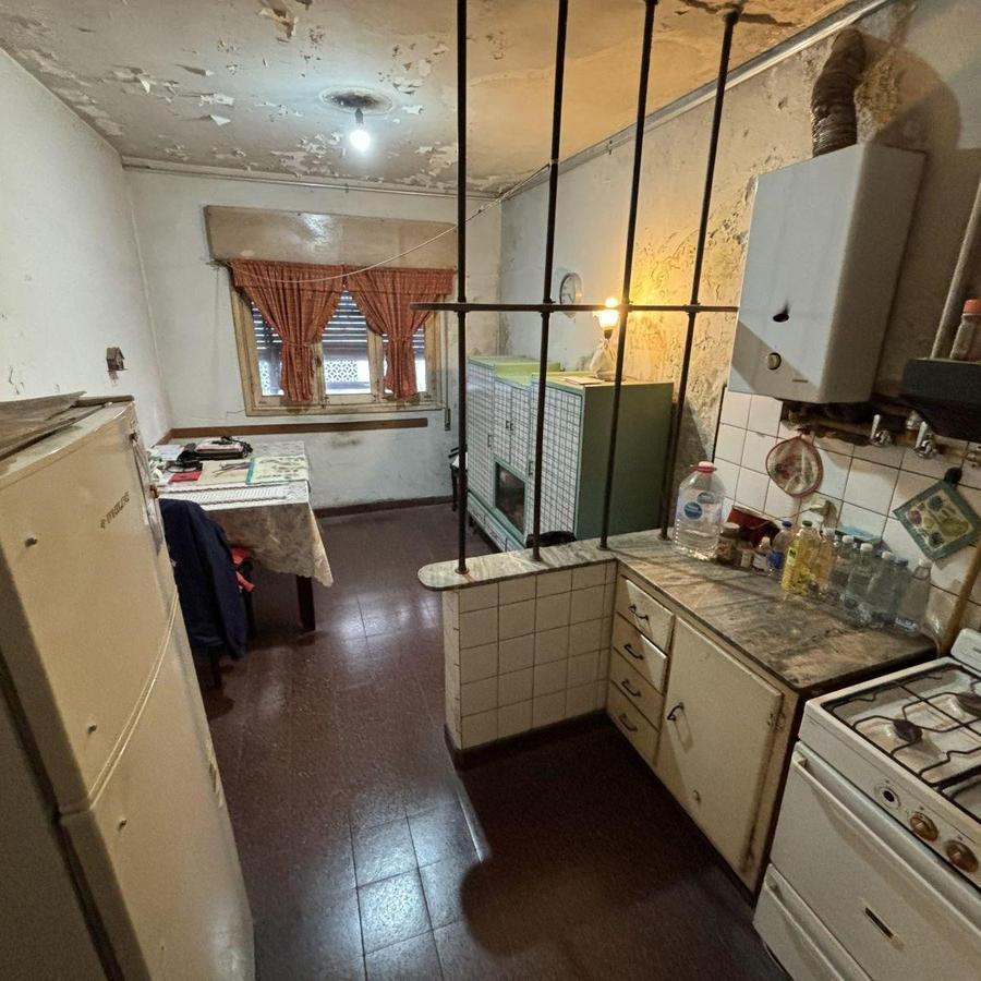 Oportunidad! a Reciclar! Mitre 1733 - Departamento Planta Alta 3