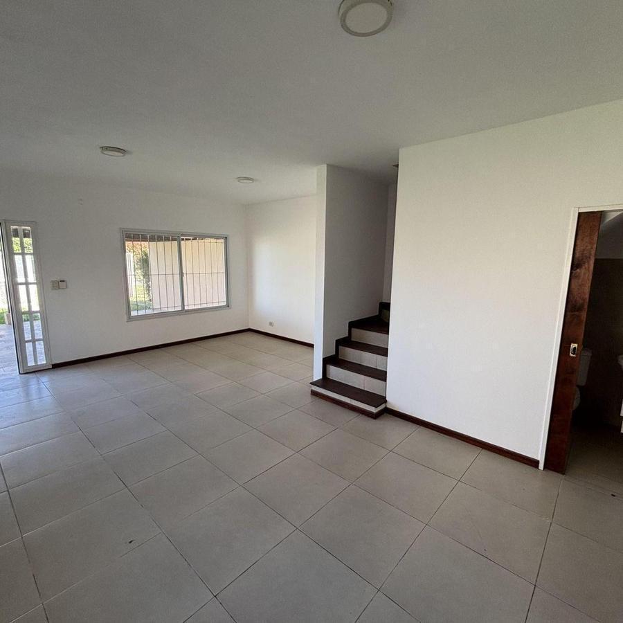 Venta Funes Barrio Cantegril Casa 3 Dorm. 5