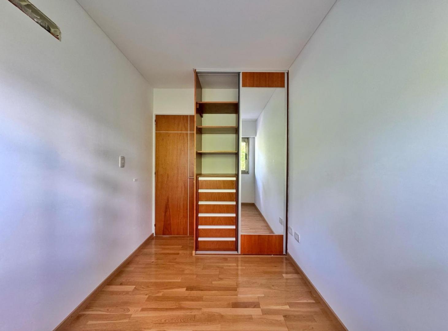 Venta 9 de julio 1000 Departamento dos dormitorios