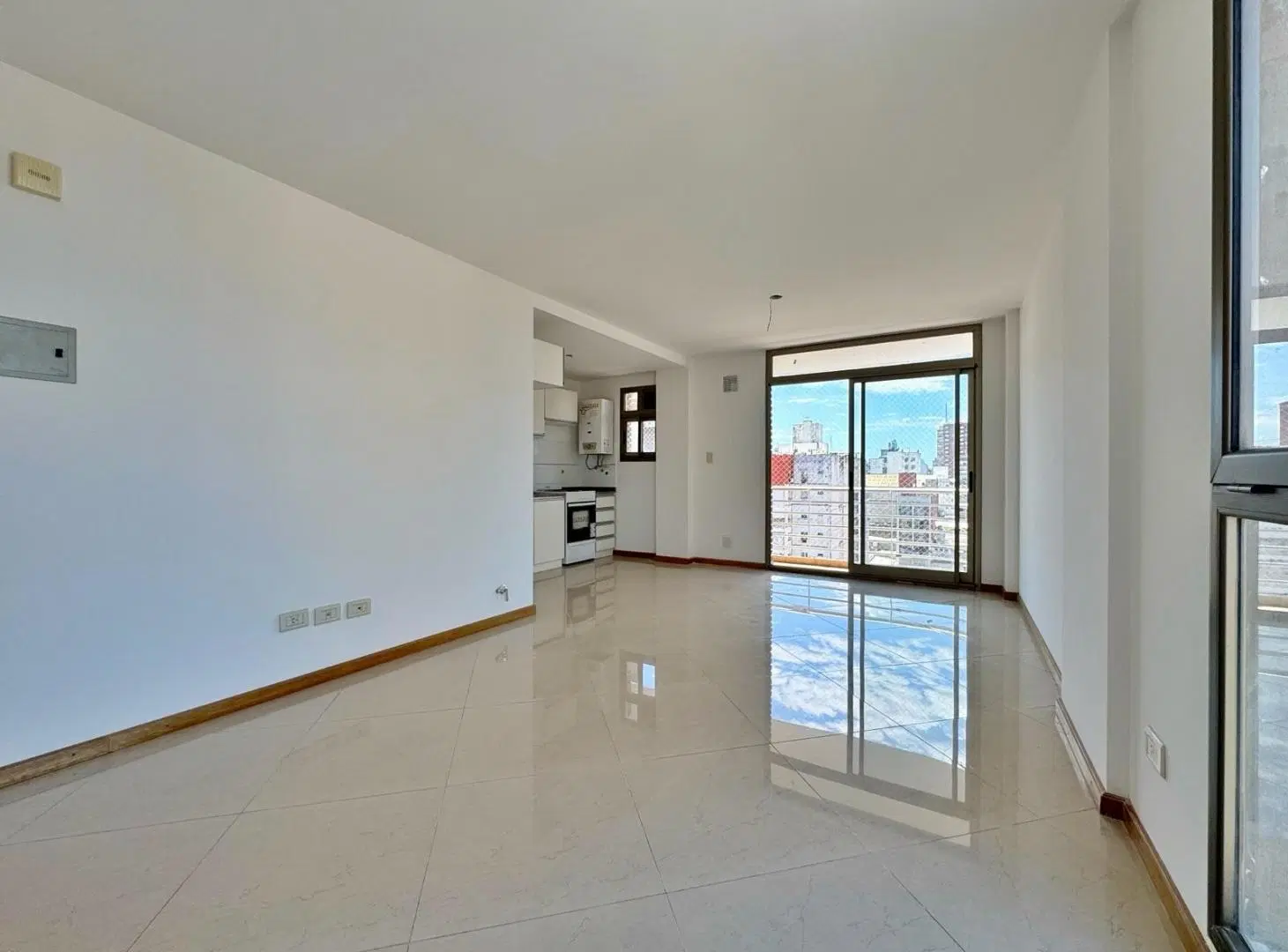 Departamento dos dormitorios en Centro de Rosario con pileta y quincho 2