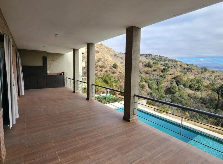 VENDO CASA 3DORM EN ALTOS DE LAS VERTIENTES CARLOS PAZ 2