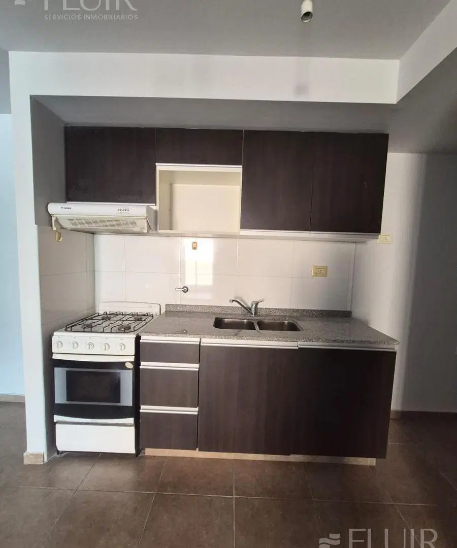 VENDO DEPTO 1DORM EN PEREDO 173 A MTS DE POCITO 1