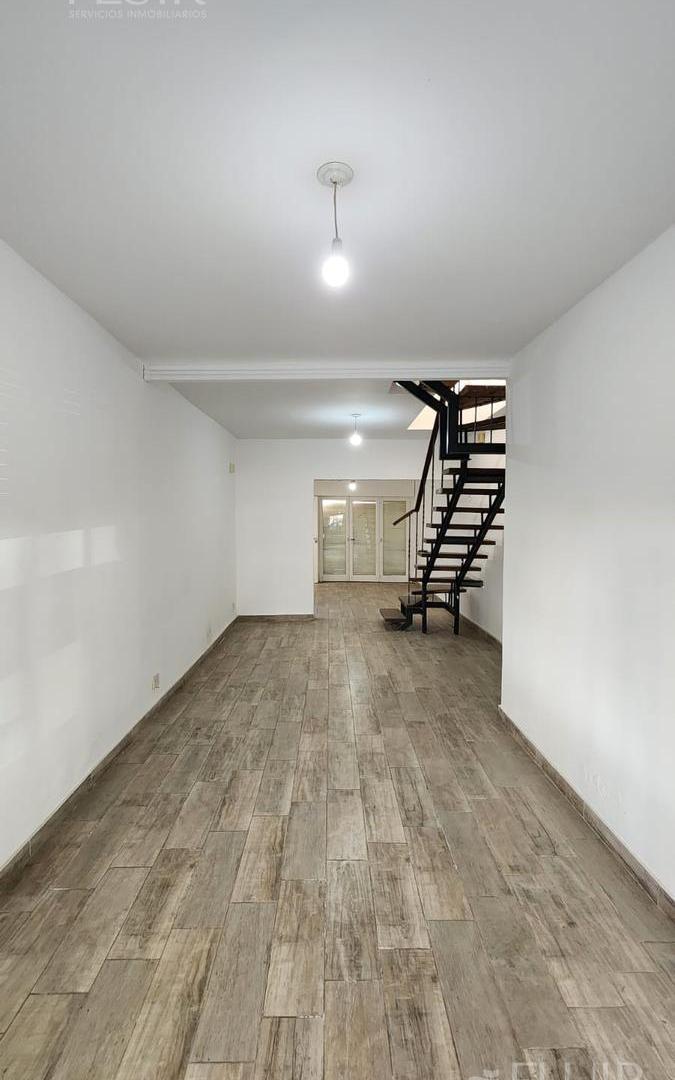 Foto de VENTA CASA 4 DORMITORIOS EN JUAN DEL CAMPILLO 752 ALTA CORDBA, imagen 4