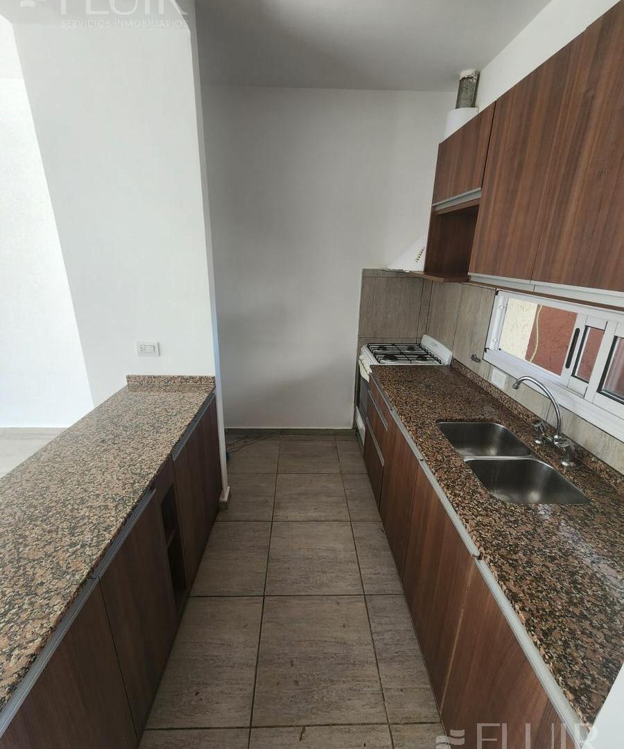 Foto de ALQUILO CASA 3DORM EN CLAROS VILLAGE/CLAROS DEL BOSQUE, PATIO CON ASADOR, imagen 5