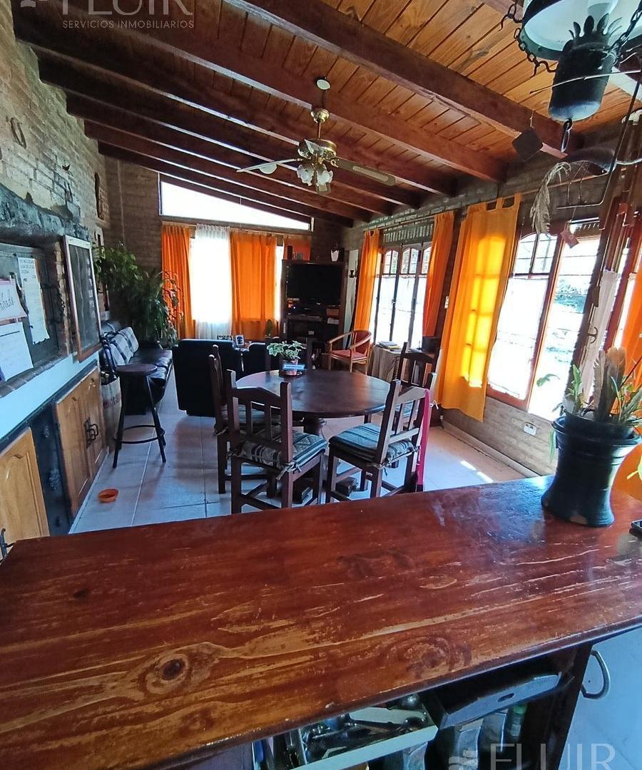 Foto de VENDO CASA QUINCHO PILETA SOBRE 3 LOTES EN CABANA, imagen 3