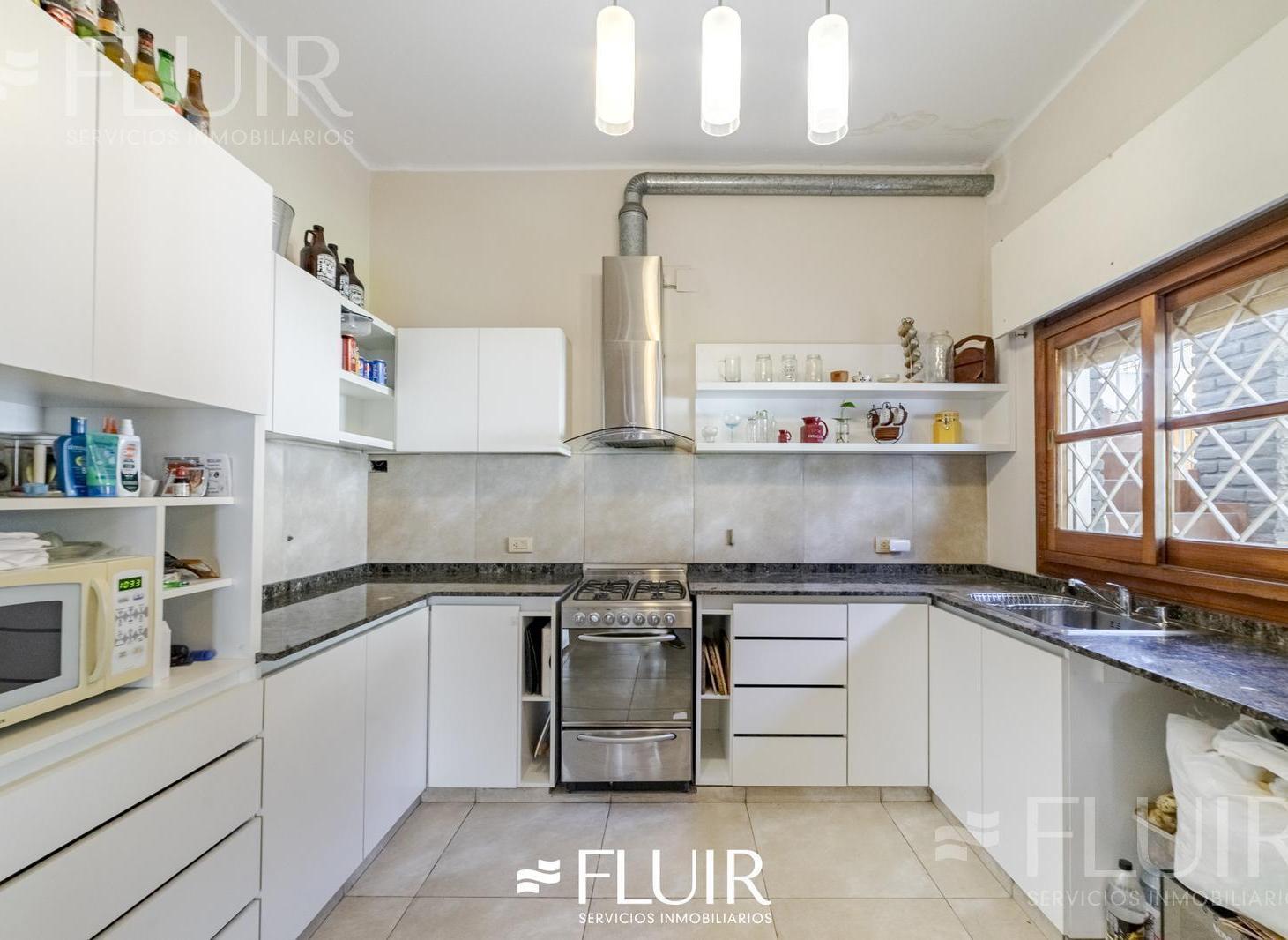Foto de SE RECIBE MENOR | Casa con 3 Dormitorios, Pileta y Quincho en Cofico, imagen 3