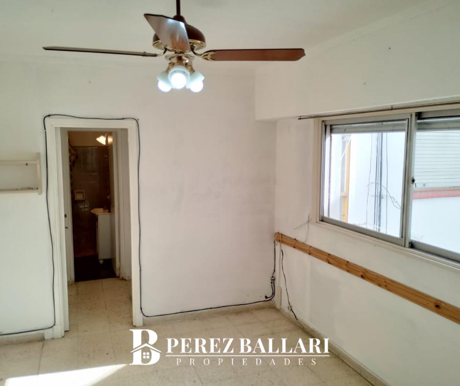 Foto de DEPARTAMENT EN VENTA 2 AMBIENTES - CORRIENTES Y ALBERTI, imagen 2