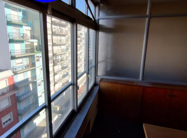Foto de VENTA DE OFICINA - EDIFICIO PASAJE SACOA - ZONA CENTRO, imagen 5