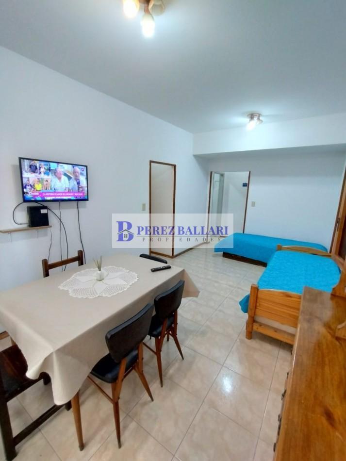Foto de ALQUILER VERANO 2026/27 - 4/6 Prs. - ZONA CENTRO - PLAZA COLON - PLAYAS, imagen 1