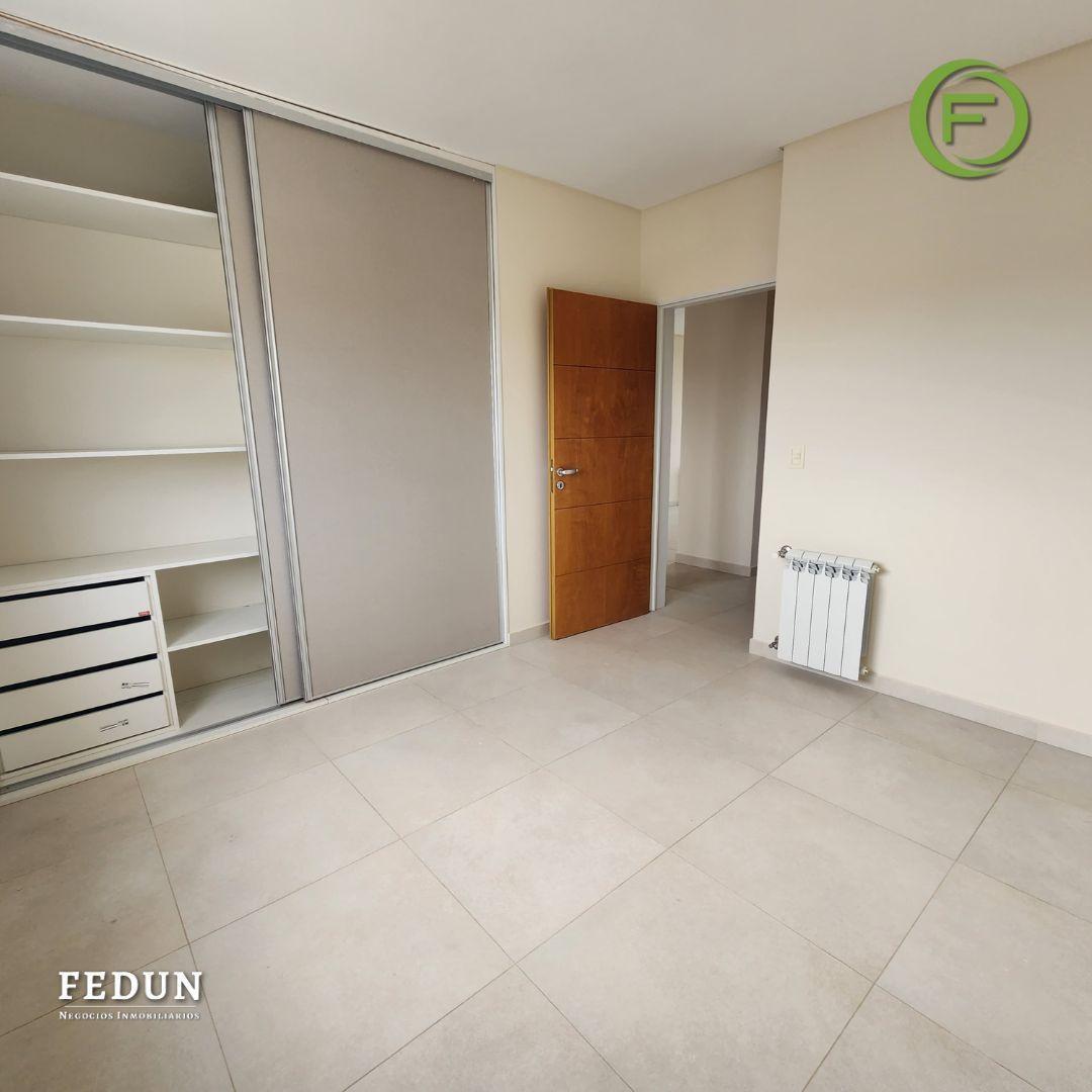 Departamento 2 dormitorios. | Tucuman al 100