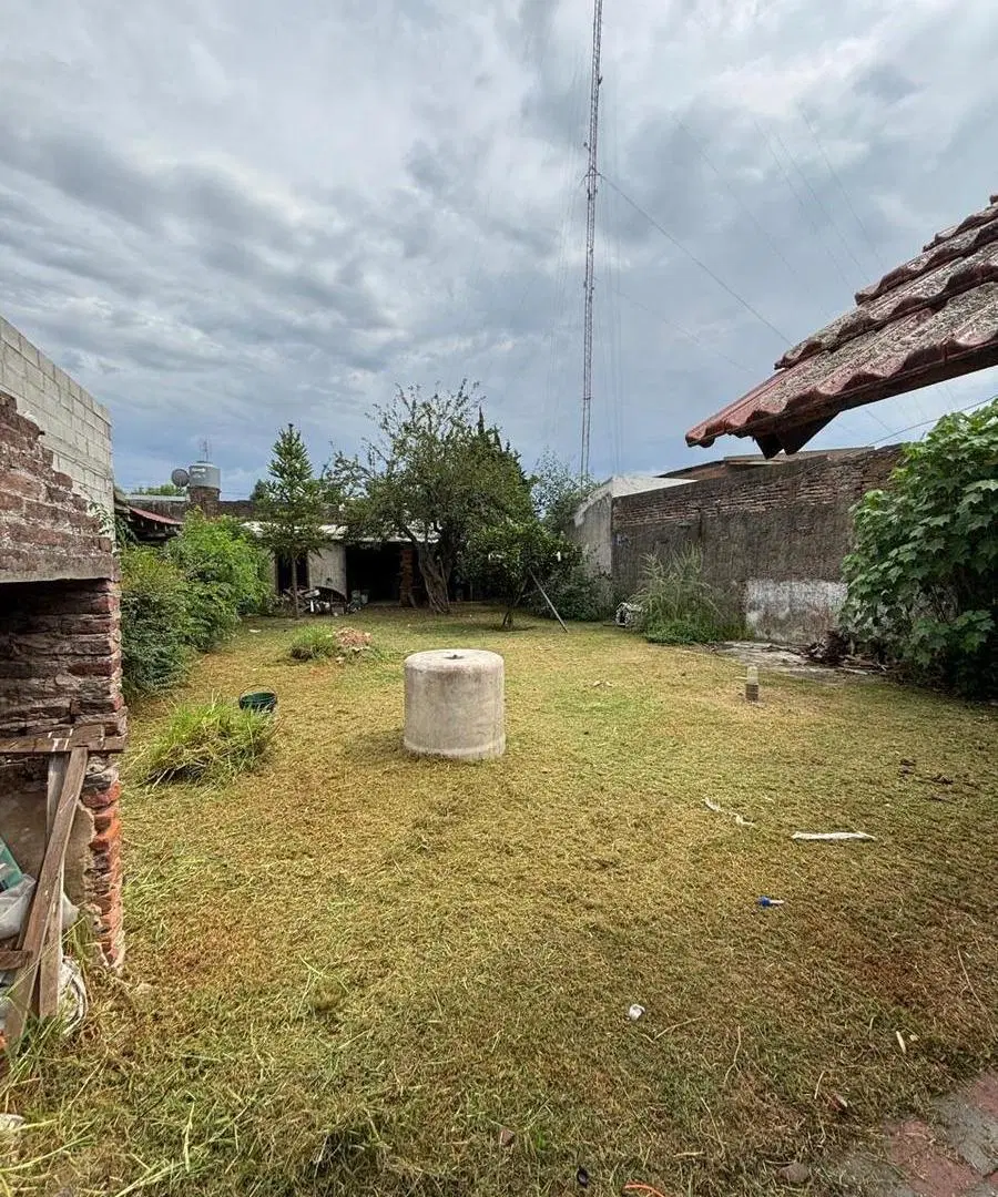 CASA, JUAN MARIA GUTIERREZ, BERAZATEGUI 5