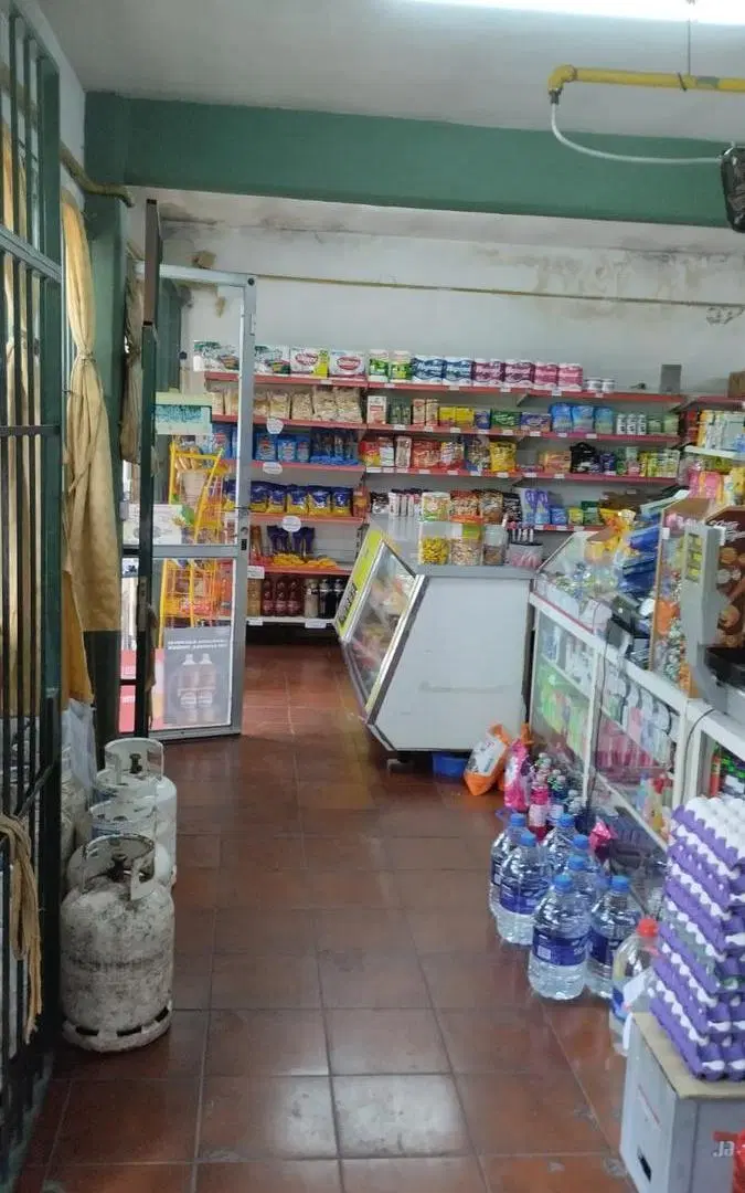 Local en Guillermo E Hudson 3