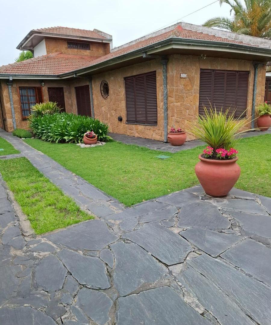 Foto de CHALET SOBRE DOS LOTES, imagen 4