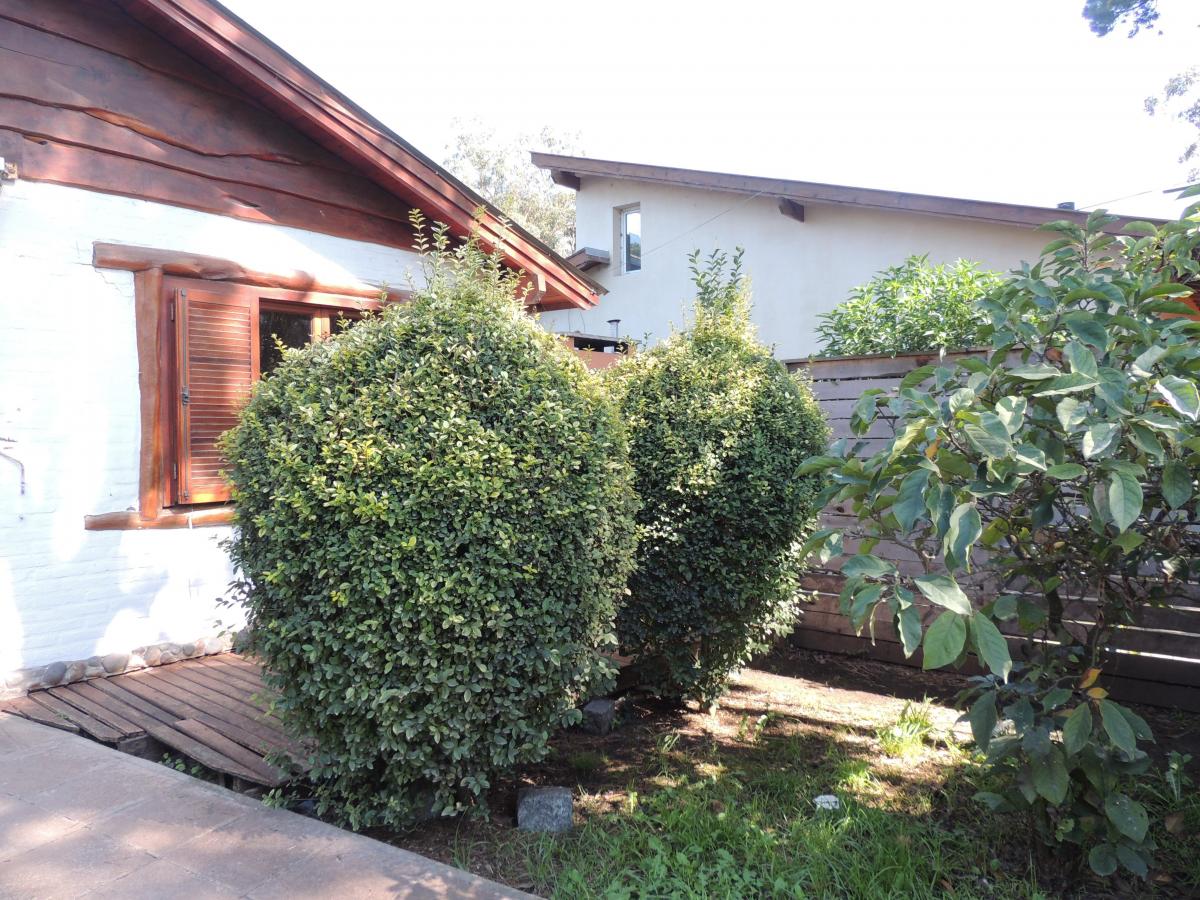 Chalet en Barrio Atlantida 1