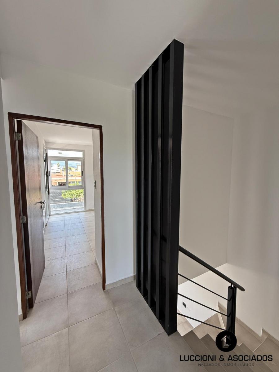En Venta - Excelente Duplex - Villa Tiana Bº Los Perales 2