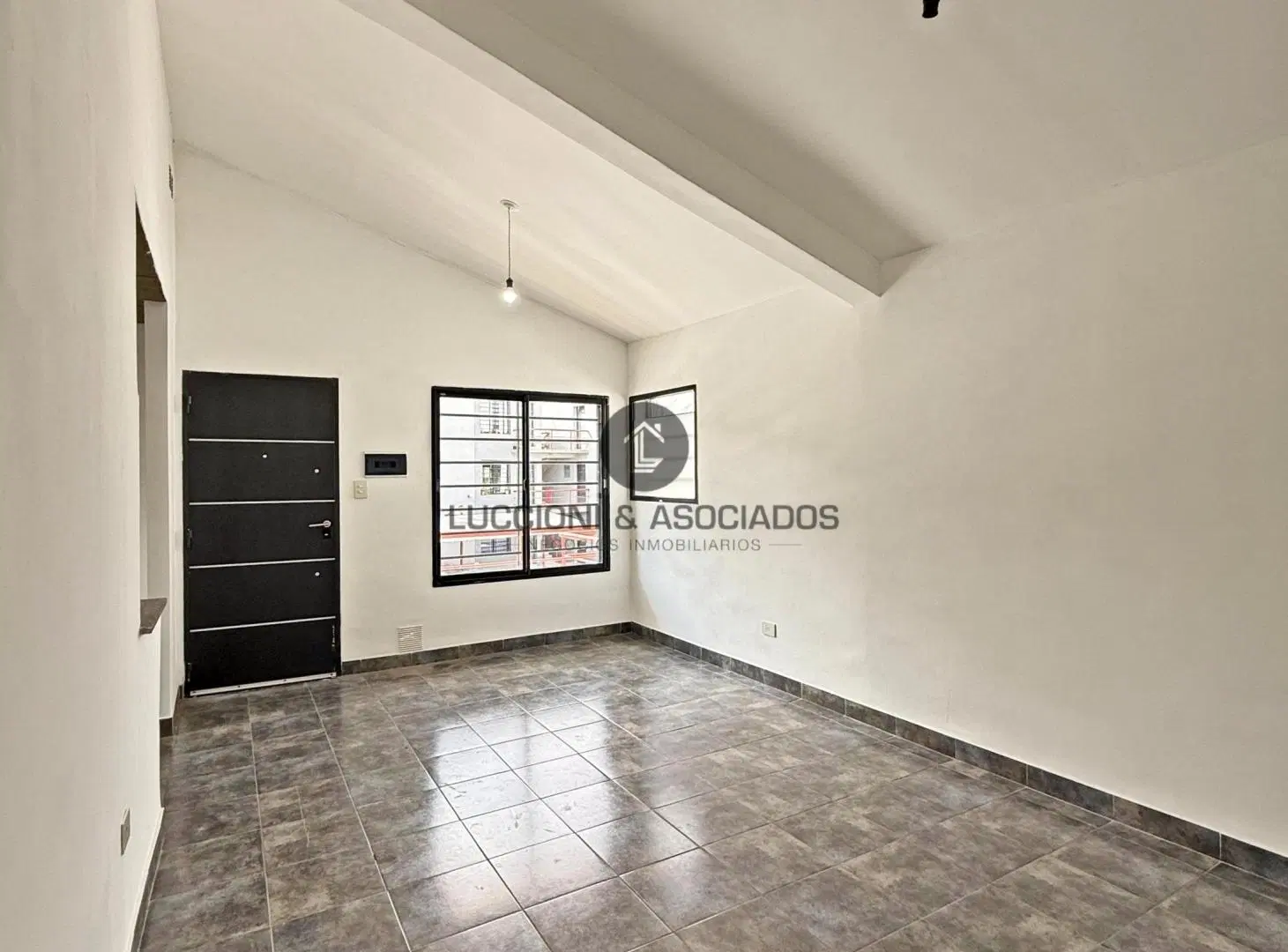EN ALQUILER - DEPARTAMENTO "COMPLEJO LOS MOLLES" - JUAN B. JUSTO Nº 479 4
