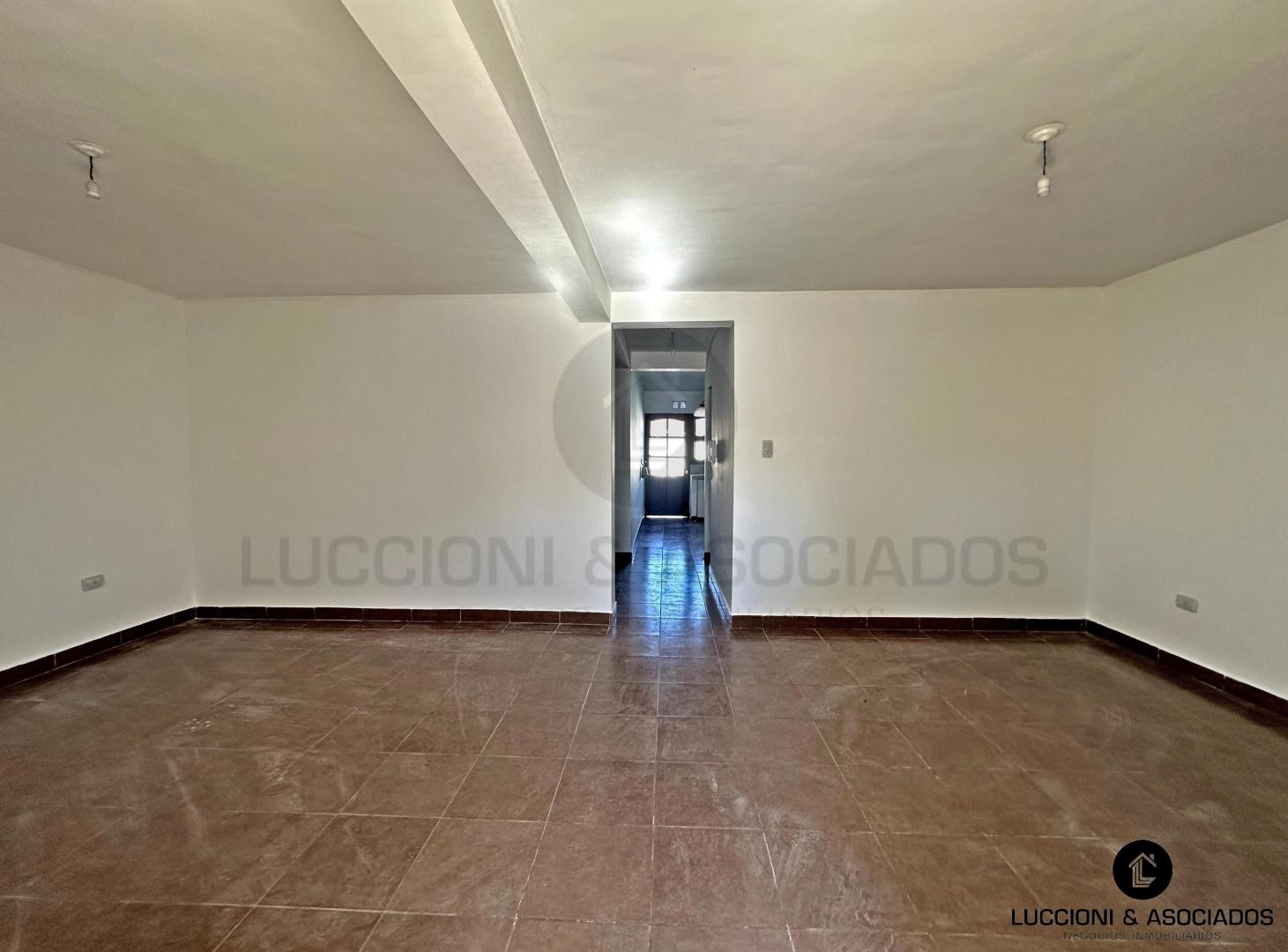 Foto de EN ALQUILER - HERMOSO Y AMPLIO DUPLEX - Bº BAJO LA VIÑA, imagen 2