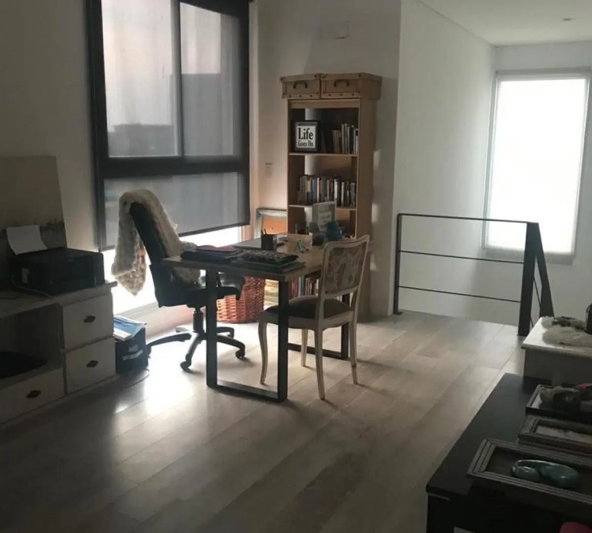 Hermosa Casa a La Laguna en El Canton 2
