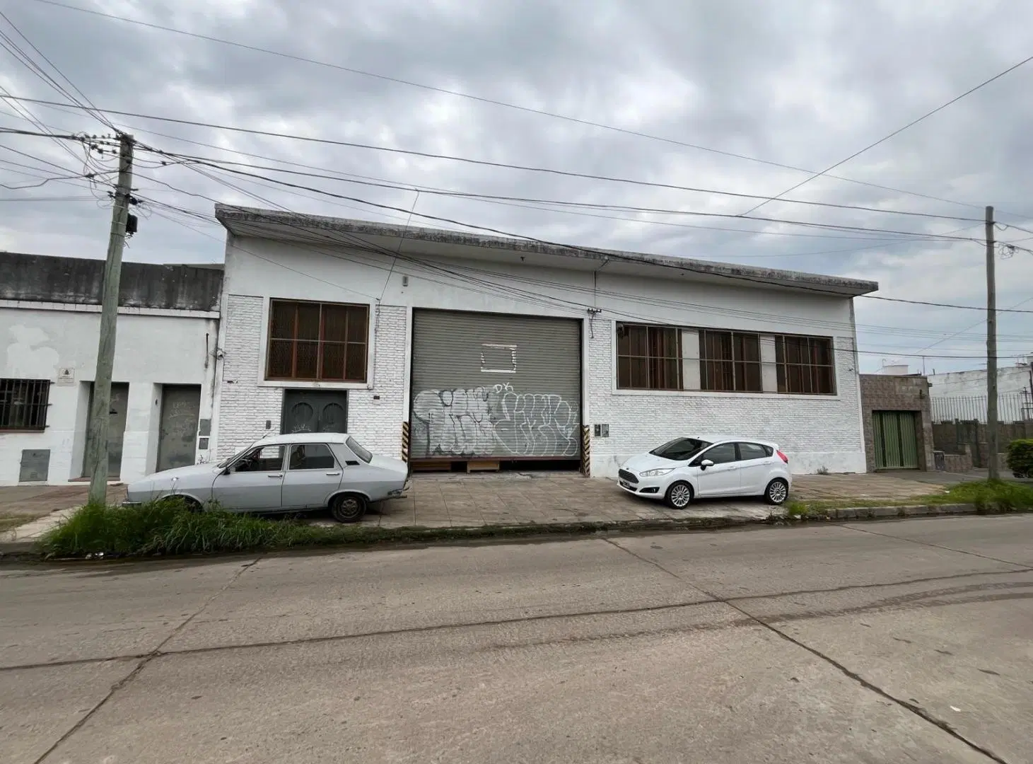 Galpón de 830m2 en Jose Leon Suarez. Excelente Ubicación 2