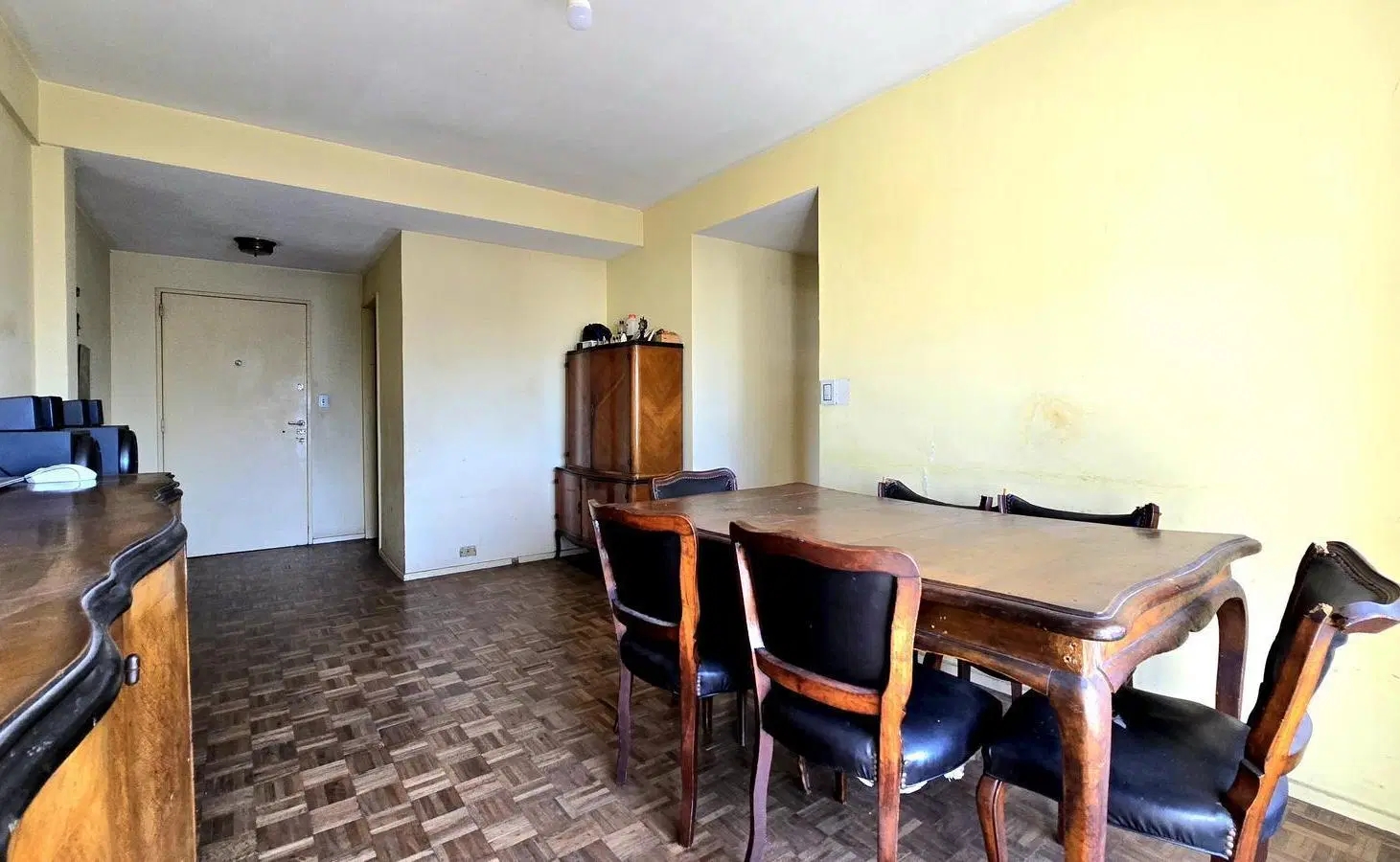 Departamento de 3 ambientes en venta en San Telmo 4