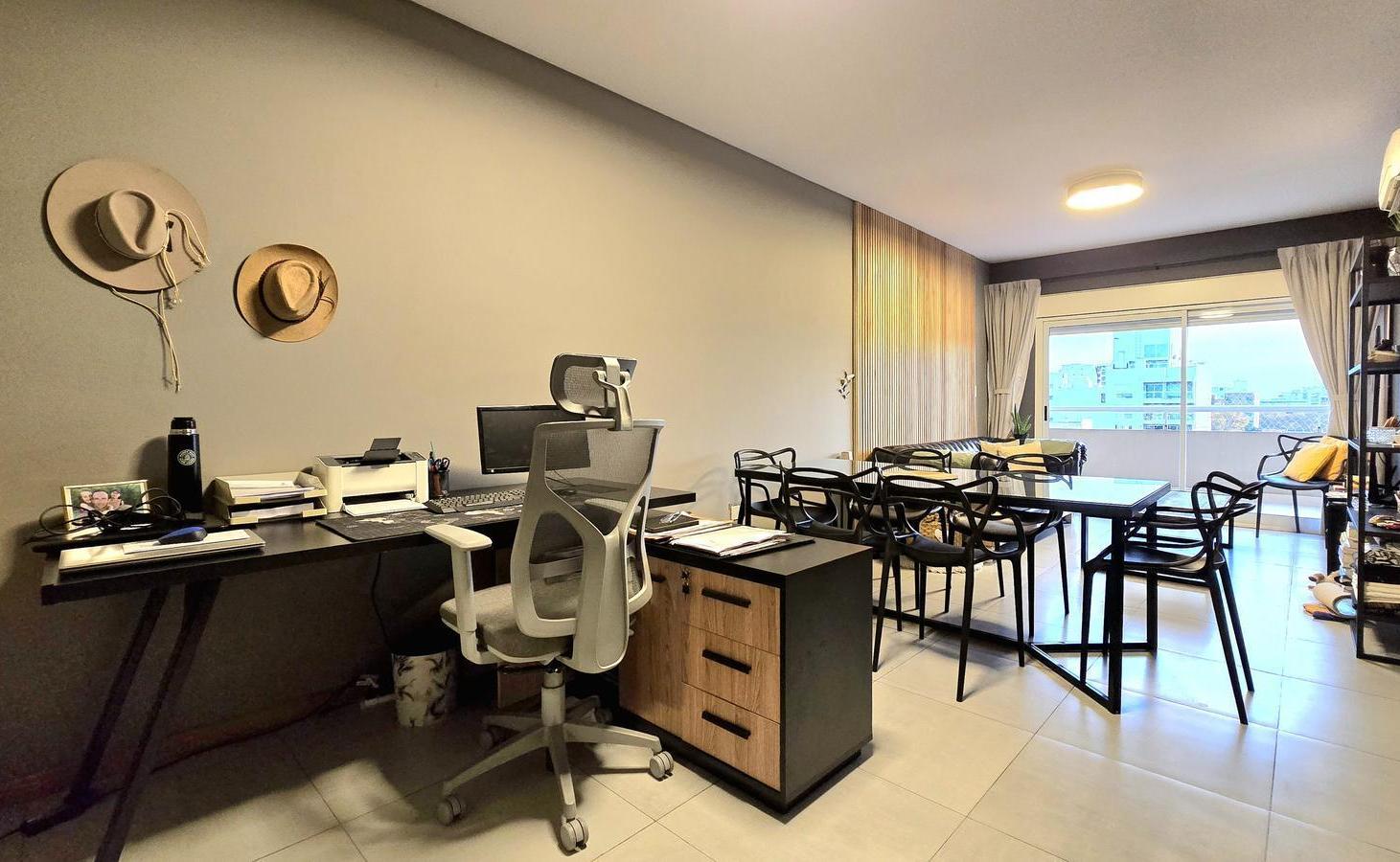 Departamento de 3 ambientes con cochera en venta en General San Martin