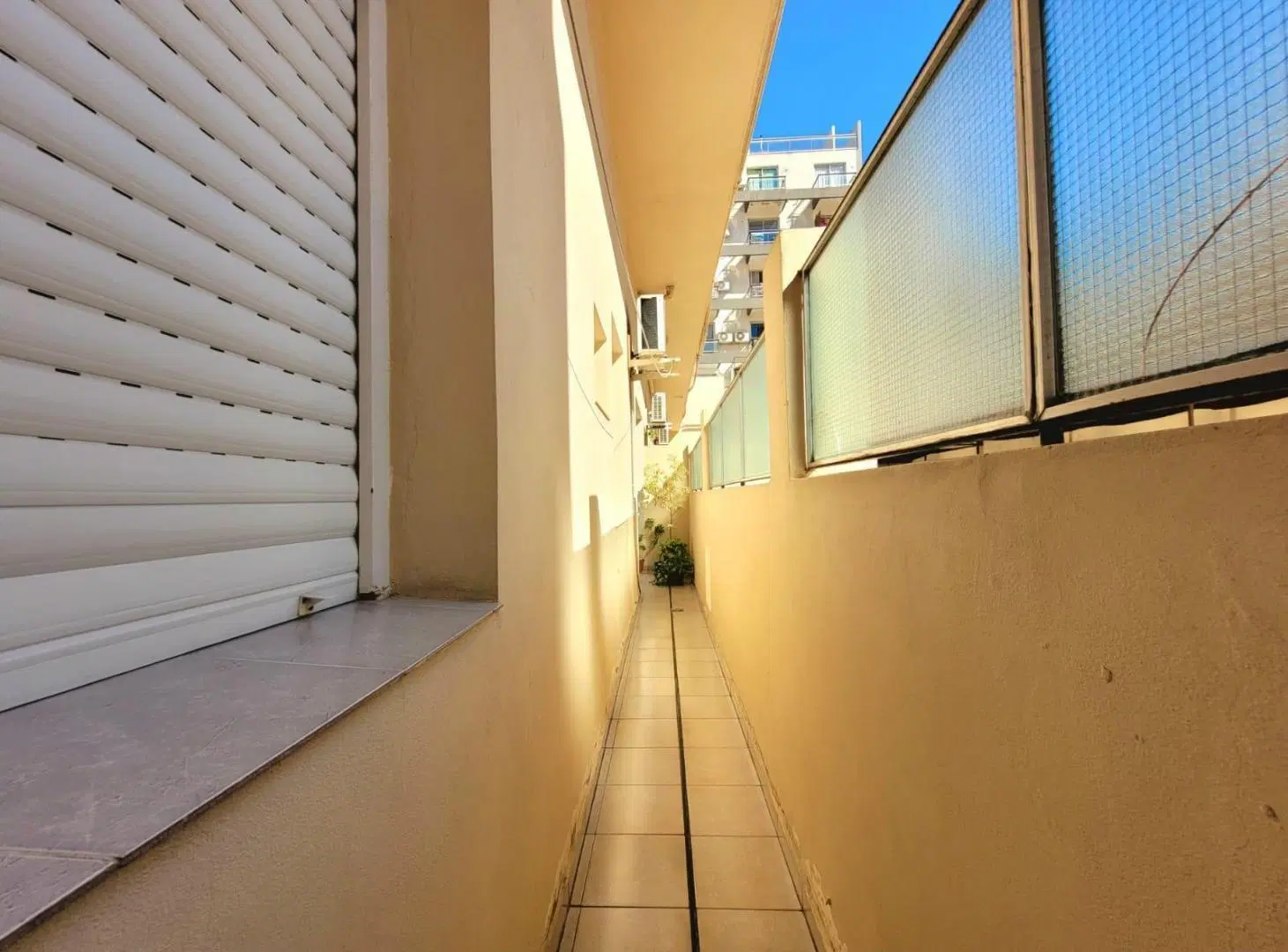 VENTA DEPARTAMENTO 3 AMBIENTES 2 PATIOS FLORES 3