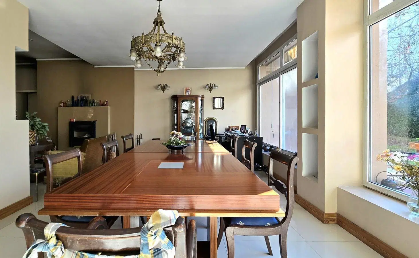 Casa venta de 5 ambientes en Villa Ballester con jardín, quincho y pileta 2