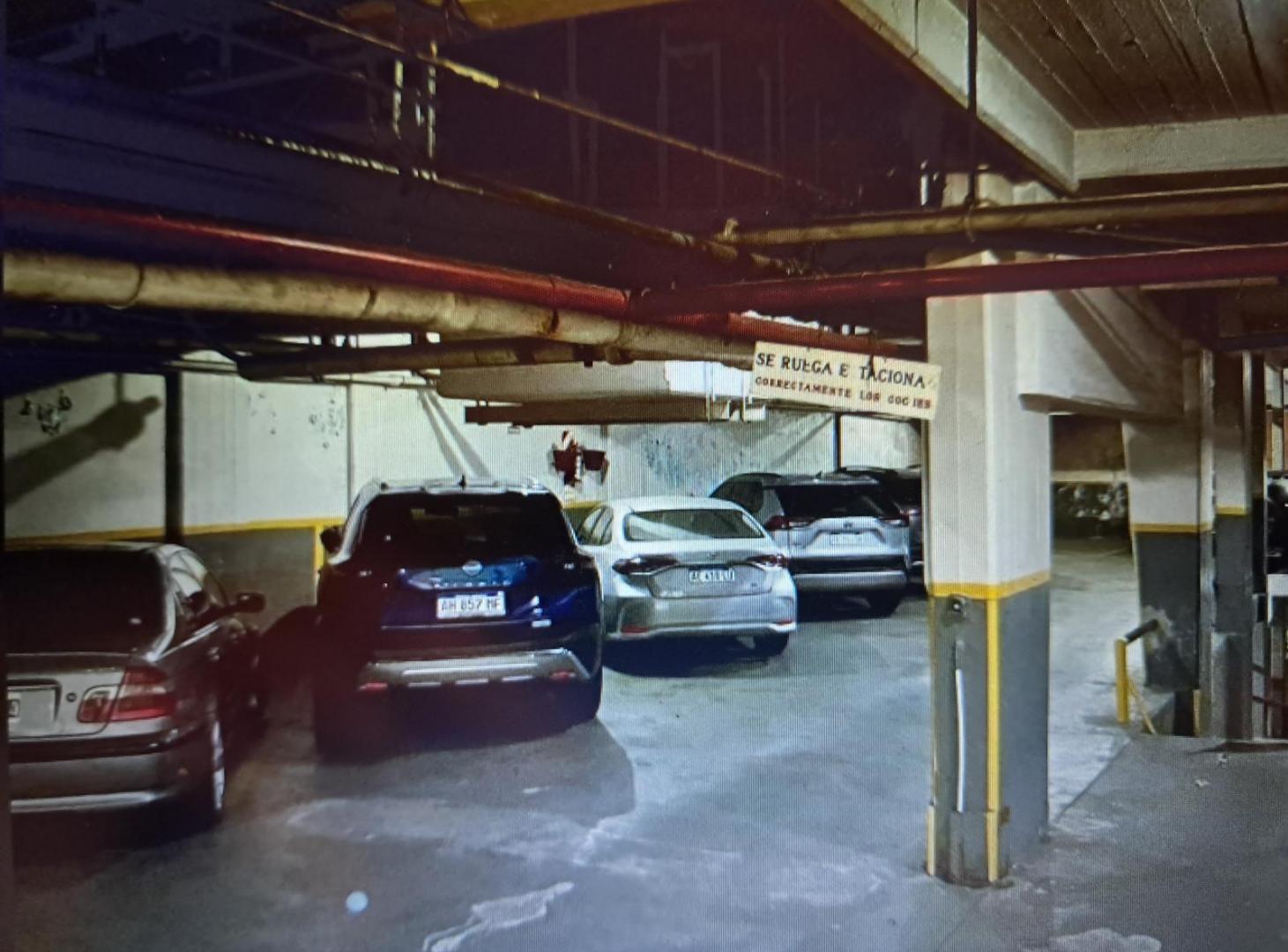 Foto de Venta departamento 4 ambientes en Av. del Libertador piso alto muy, imagen 4