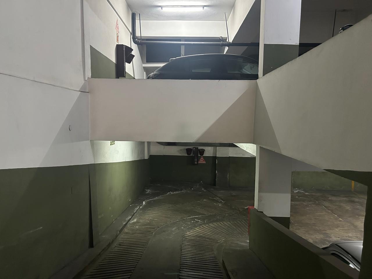 Foto de COCHERA CUBIERTA EN AVENIDA SANTA FE 2600 RECOLETA, imagen 3