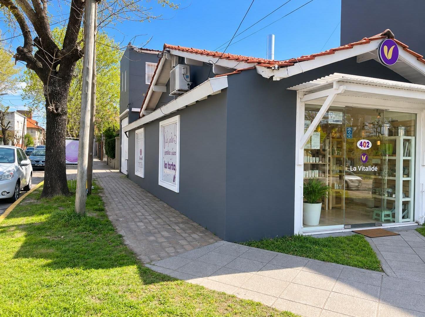 Foto de Venta con renta local en esquina con estacionamiento San Isidro, imagen 1
