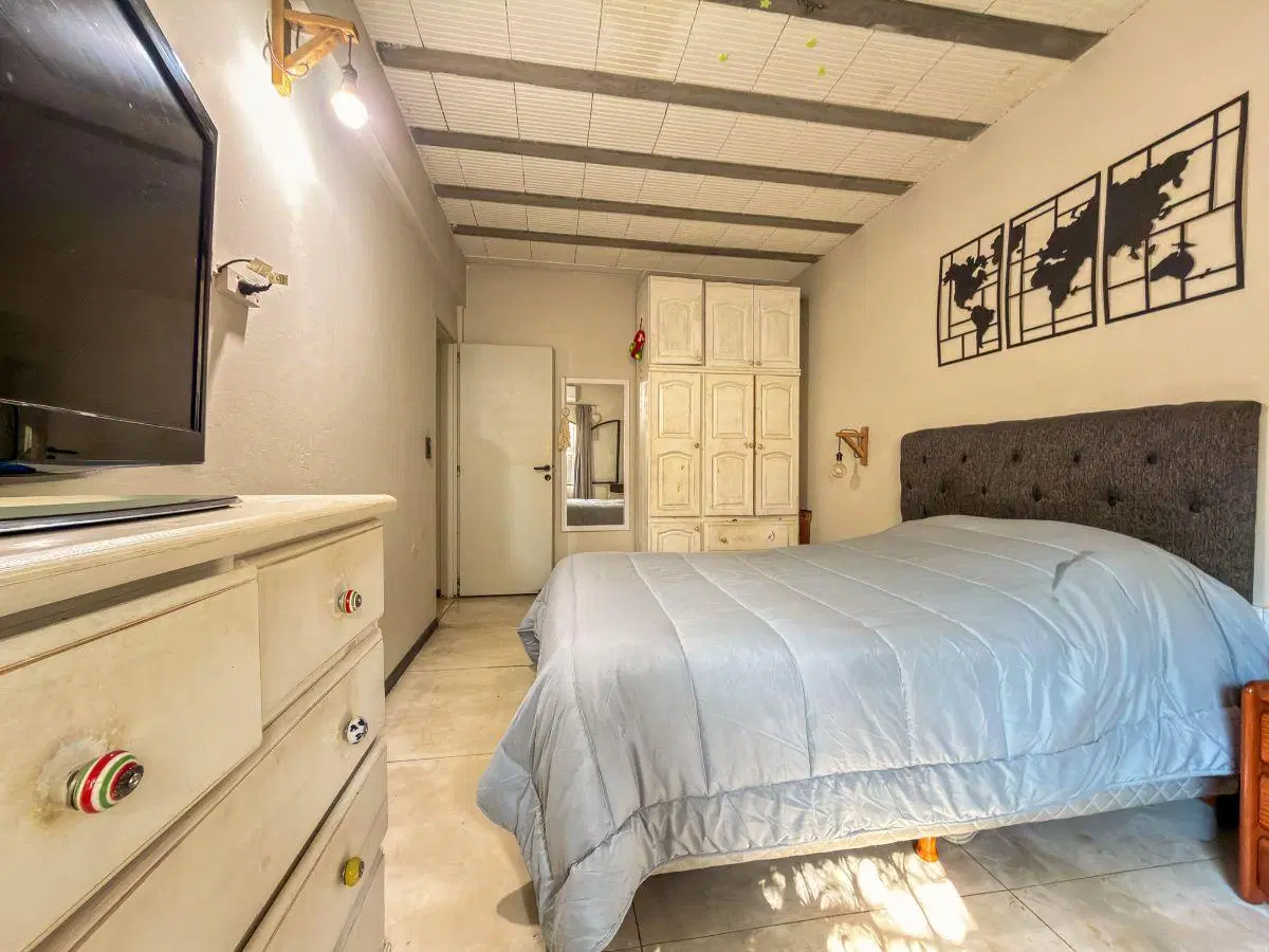 Departamento 3 Amb en PB con 2 Cocheras- Sin Expensas- B° El Mirador 3